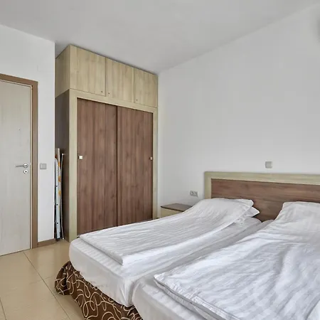 на плаж градина *